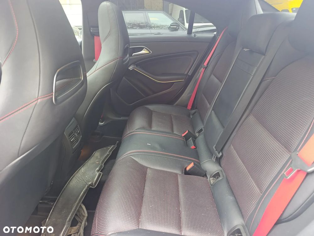 Mercedes-Benz CLA - 7