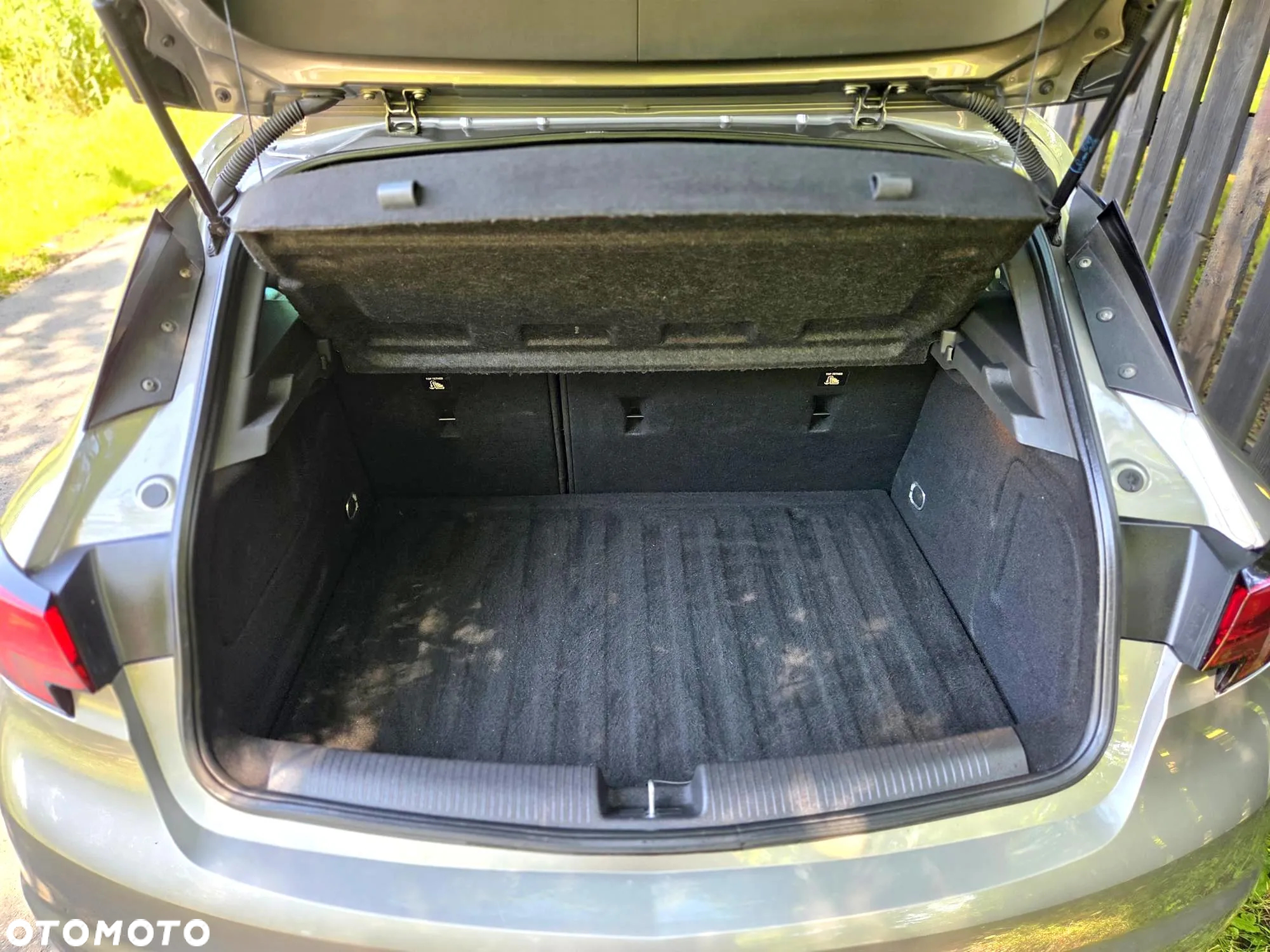 Opel Astra V 1.4 T Elite - 26