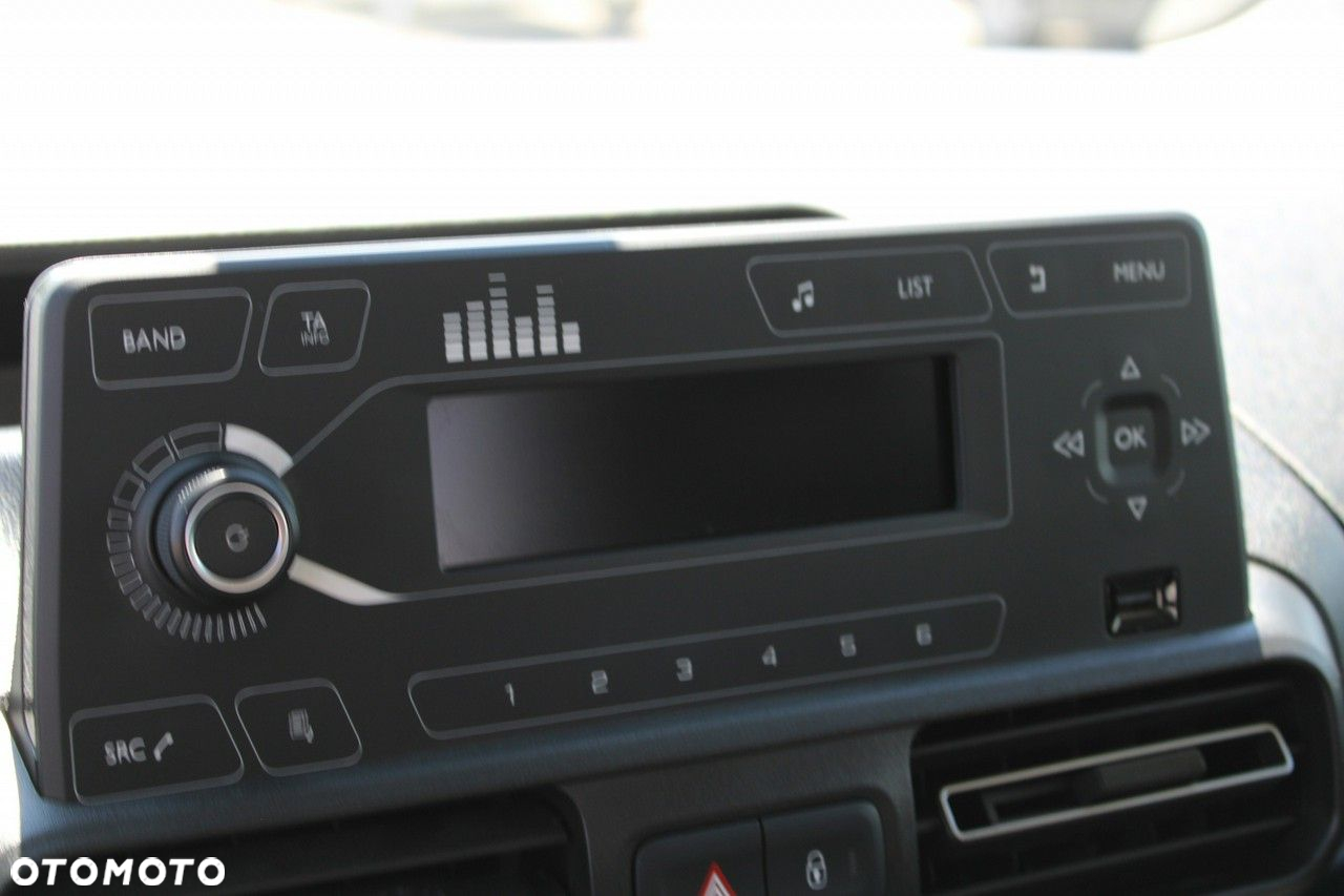 Opel Combo - 24