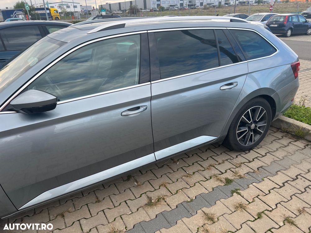 Skoda Superb 2.0 TDI DSG 4X4 Style - 16