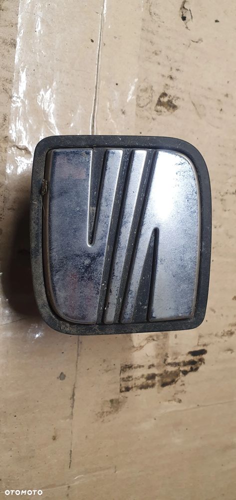 Klamka klapy bagażnika emblemat Seat Ibiza 6J 6J4827565B 6J4827565C - 1