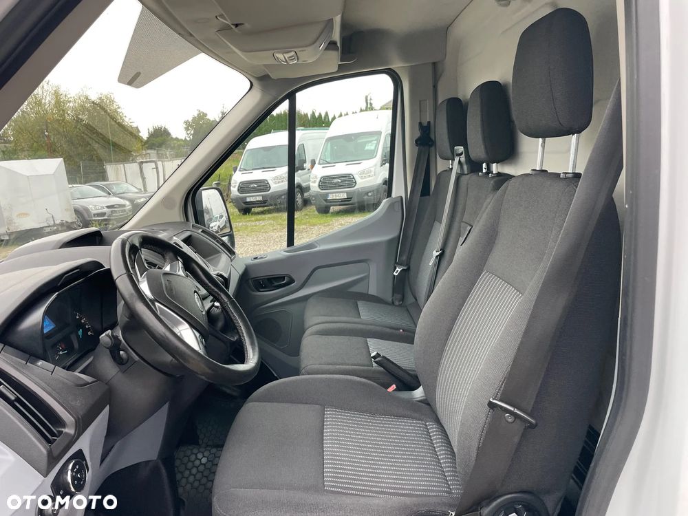 Ford TRANSIT - 11
