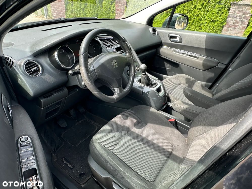 Peugeot 5008 - 5