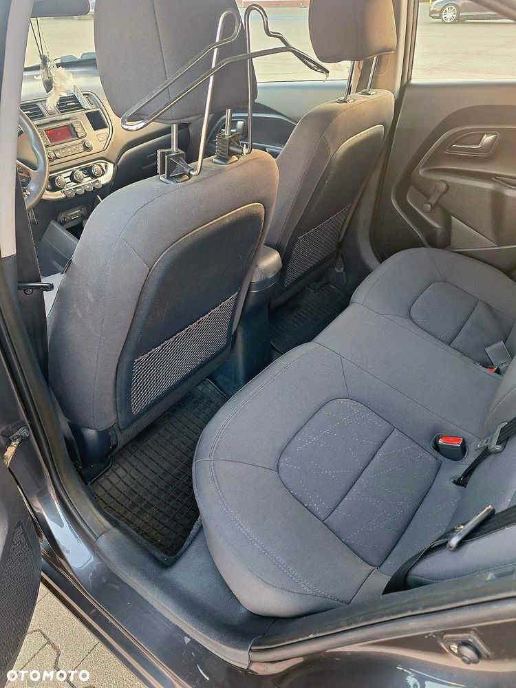 Kia Rio 1.4 M (klm) - 23