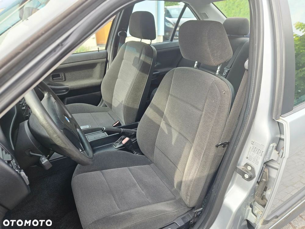 BMW Seria 3 - 11