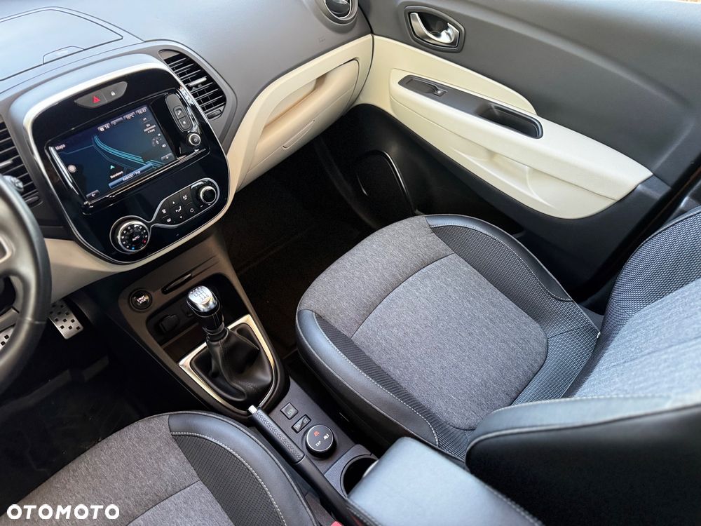 Renault Captur 1.2 Energy TCe XMOD - 30