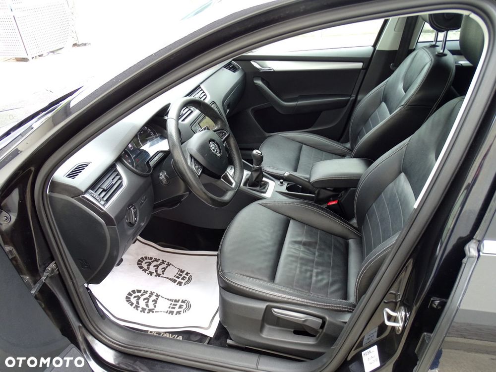 Skoda Octavia 2.0 TDI Ambition - 11