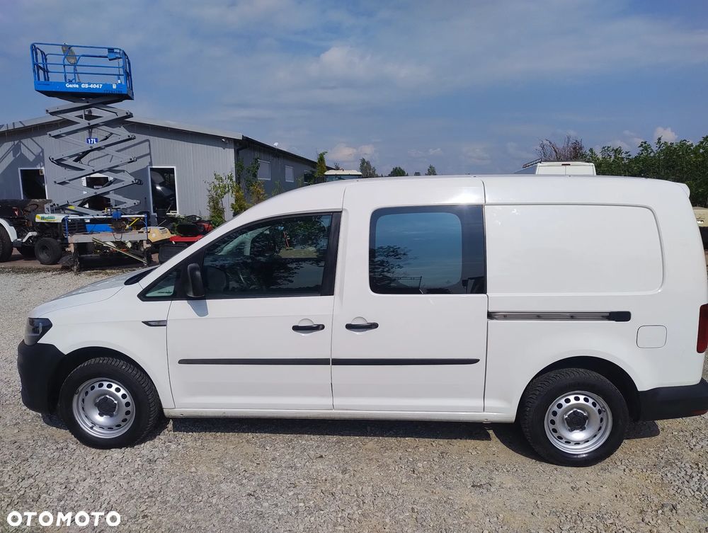Volkswagen Caddy 2.0 TDI Comfortline - 3