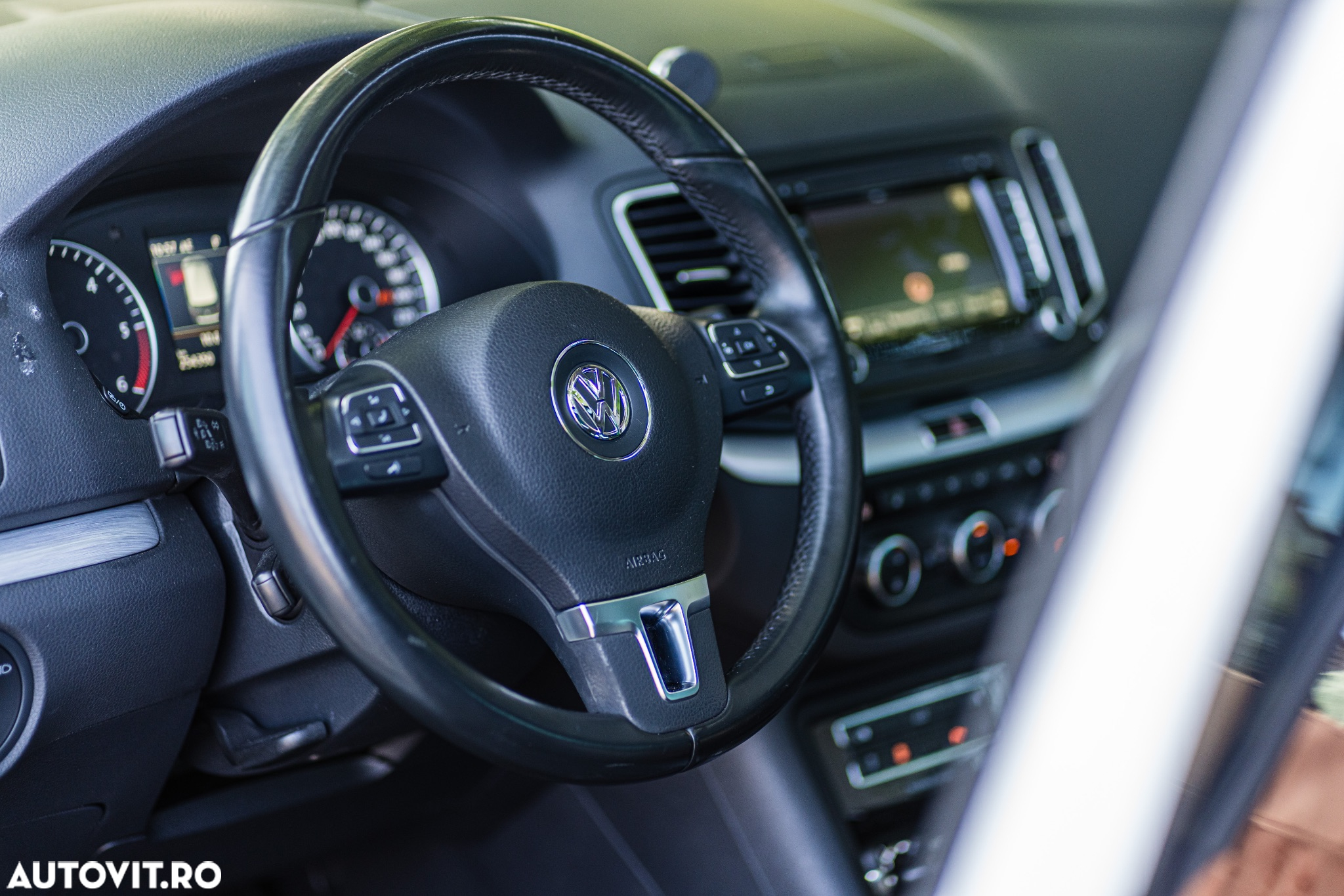 Volkswagen Sharan 2.0 TDI DSG Blue Motion Highline - 17