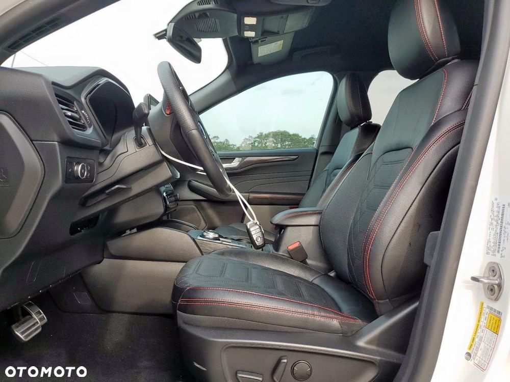 Ford Escape - 8