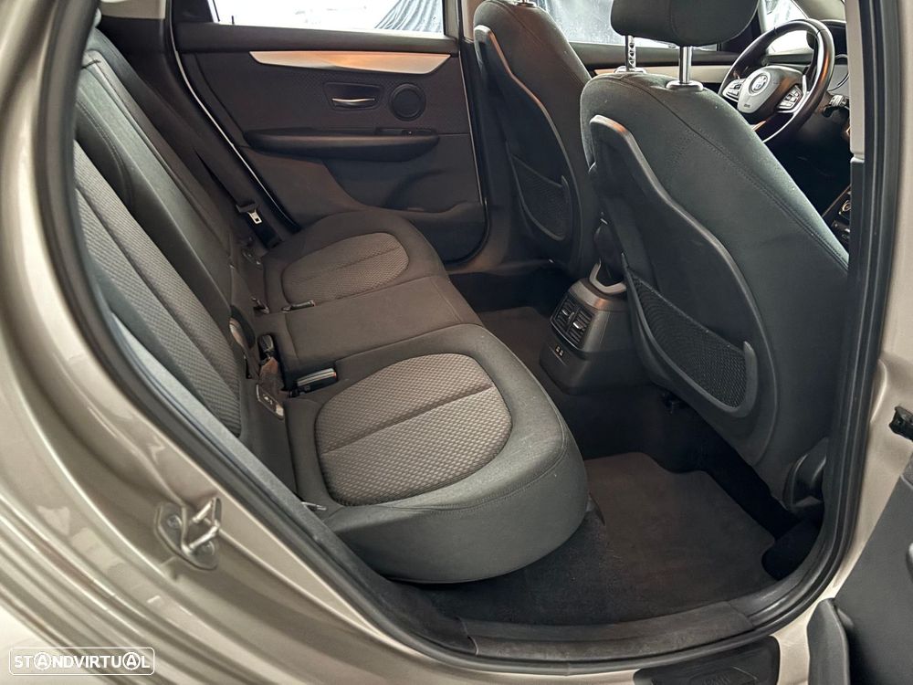 BMW 216 Active Tourer d Corporate Edition - 11