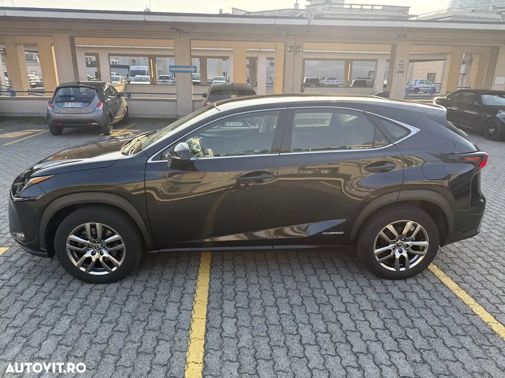 Lexus Seria NX 300h AWD Executive Plus - 4
