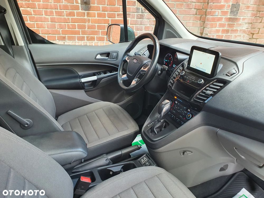 Ford Tourneo Connect Grand - 11