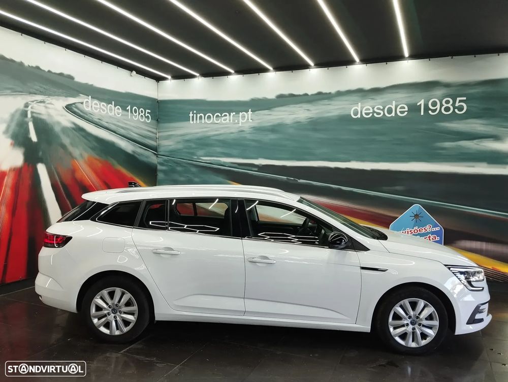 Renault Mégane Sport Tourer 1.6 E-Tech Plug-In Limited - 4