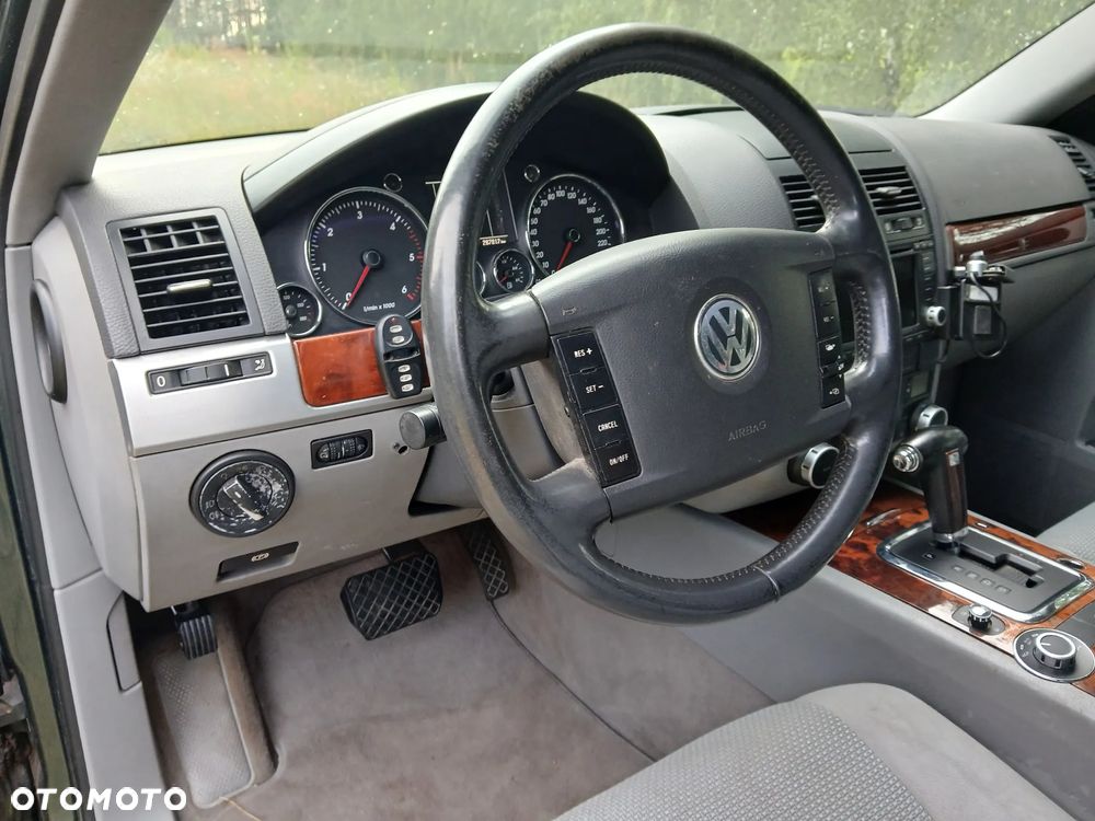 Volkswagen Touareg 2.5 R5 TDI DPF Tiptr - 14
