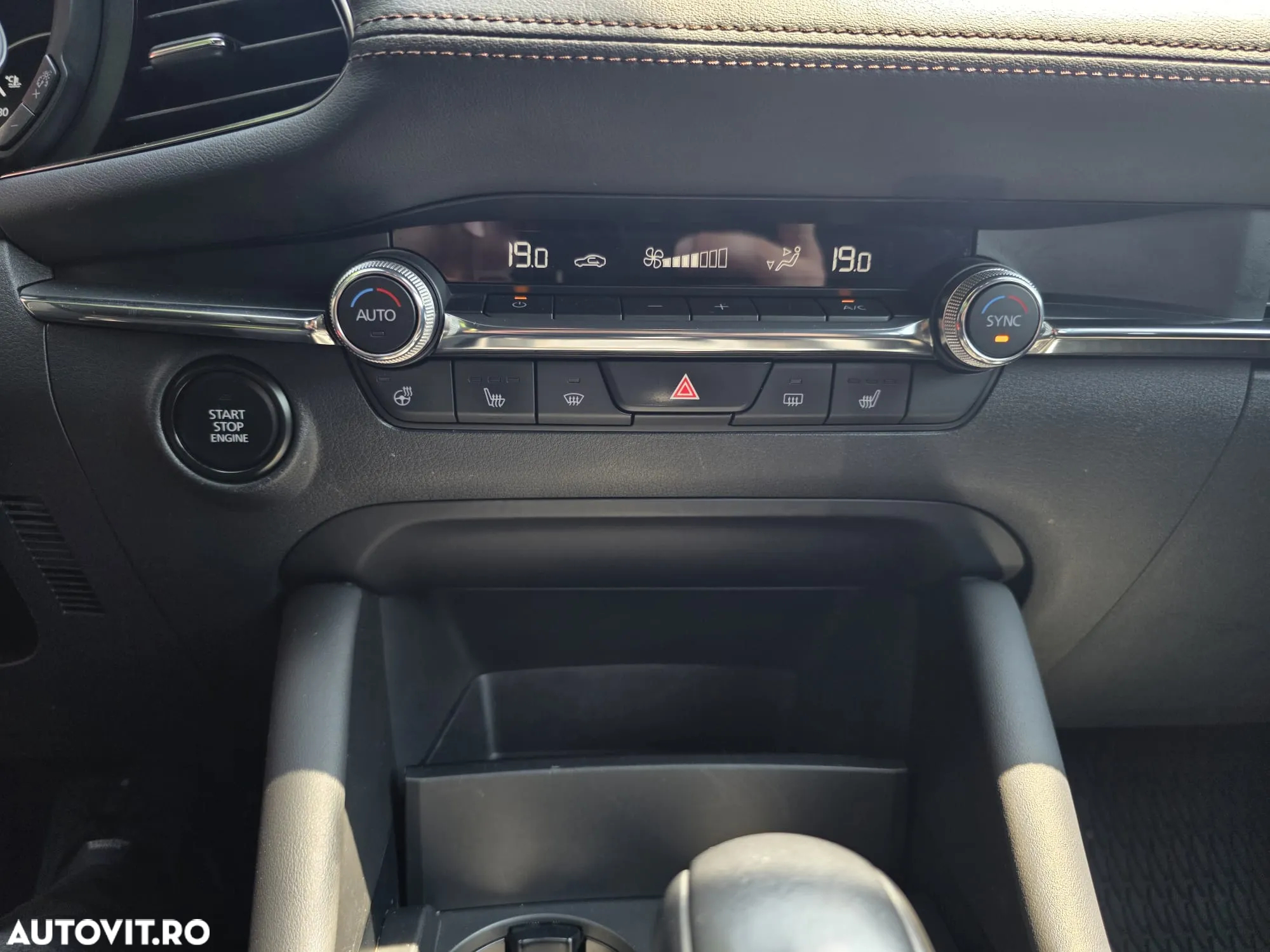 Mazda 3 G122 AT Plus - 22