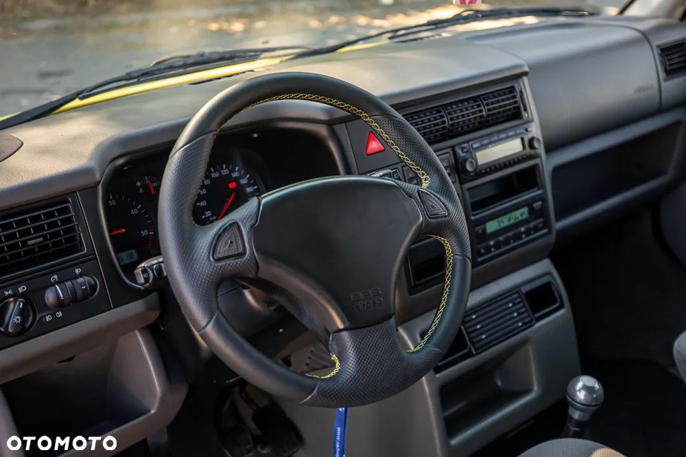 Volkswagen Multivan TDI - 23