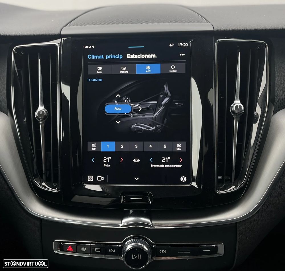 Volvo XC 60 2.0 B4 Core - 19