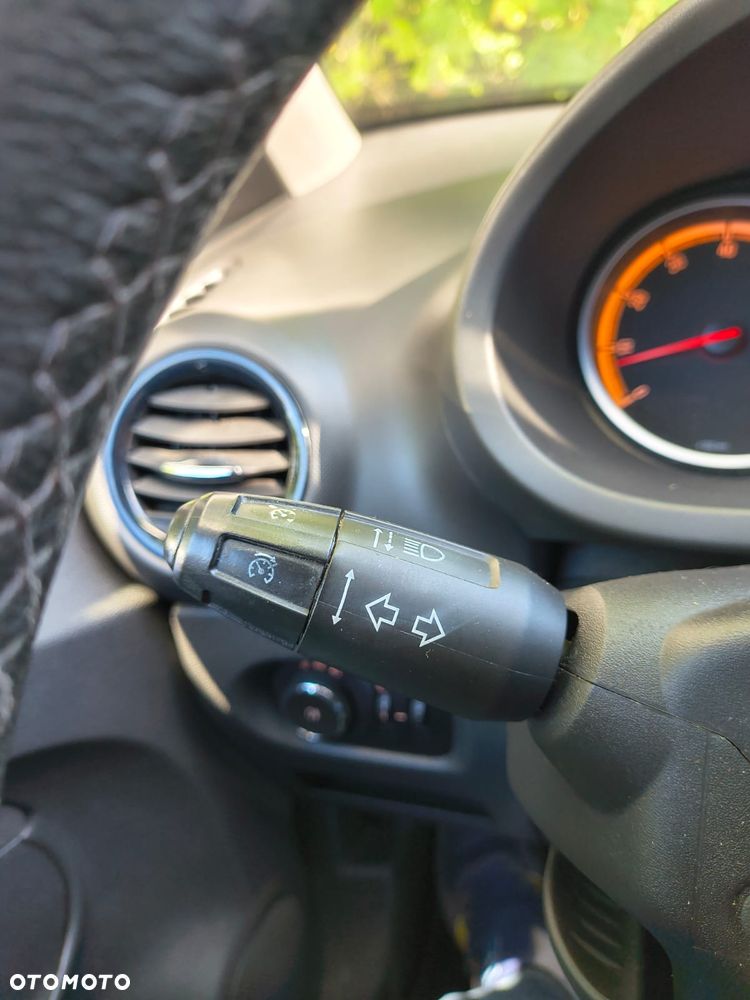 Opel Corsa - 9