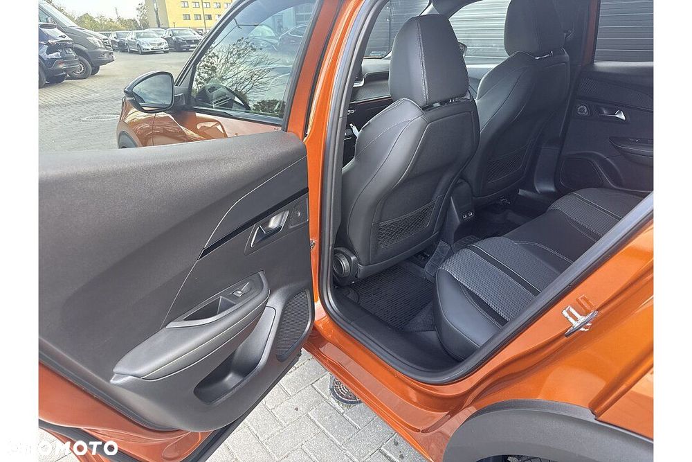 Peugeot 2008 1.5 BlueHDi GT Line S&S EAT8 - 25
