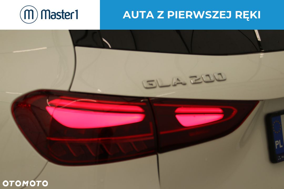 Mercedes-Benz GLA 200 AMG Line - 10