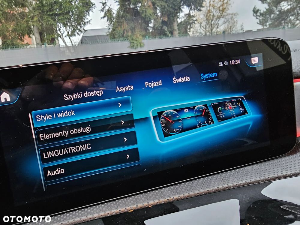 Mercedes-Benz Klasa A 180 AMG Line 7G-DCT - 25