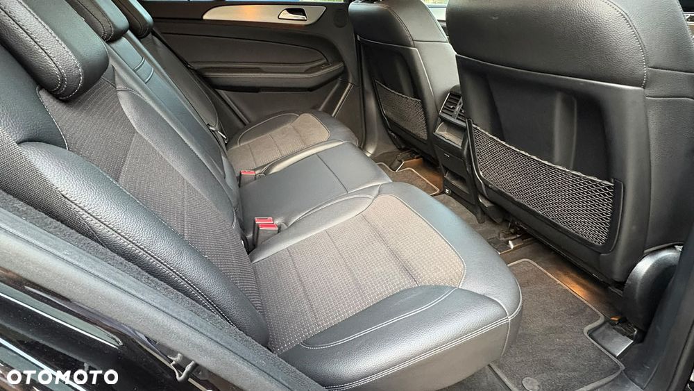 Mercedes-Benz GLE 350 d 4-Matic - 12