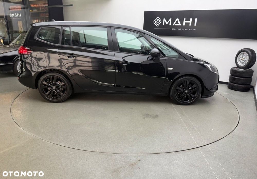 Opel Zafira 2017