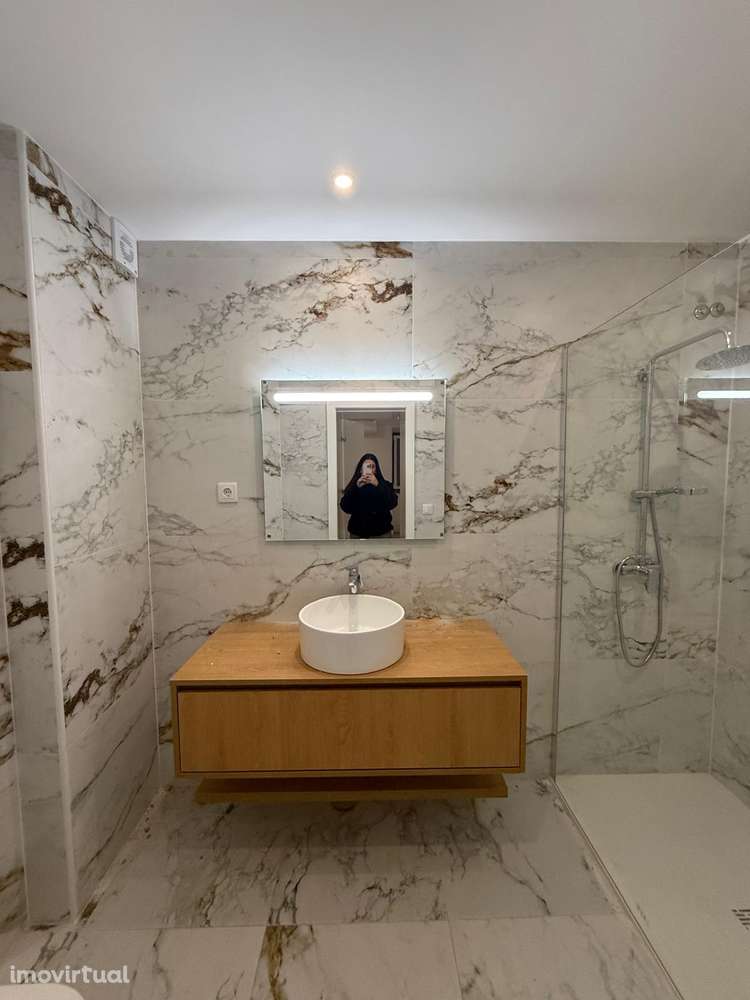 T2 Totalmente Remodelado com Quintal e Suite – Centro de Santarém - Grande imagem: 3/13