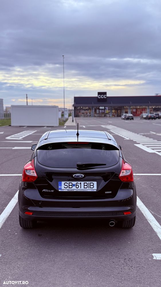 Ford Focus 1.6 EcoBoost Start Stop Titanium - 5