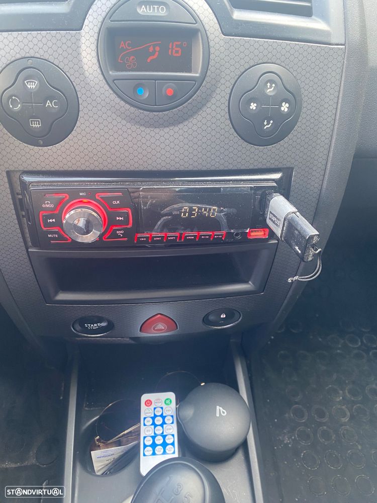 Renault Mégane 1.5 dCi Confort Dynamique - 5