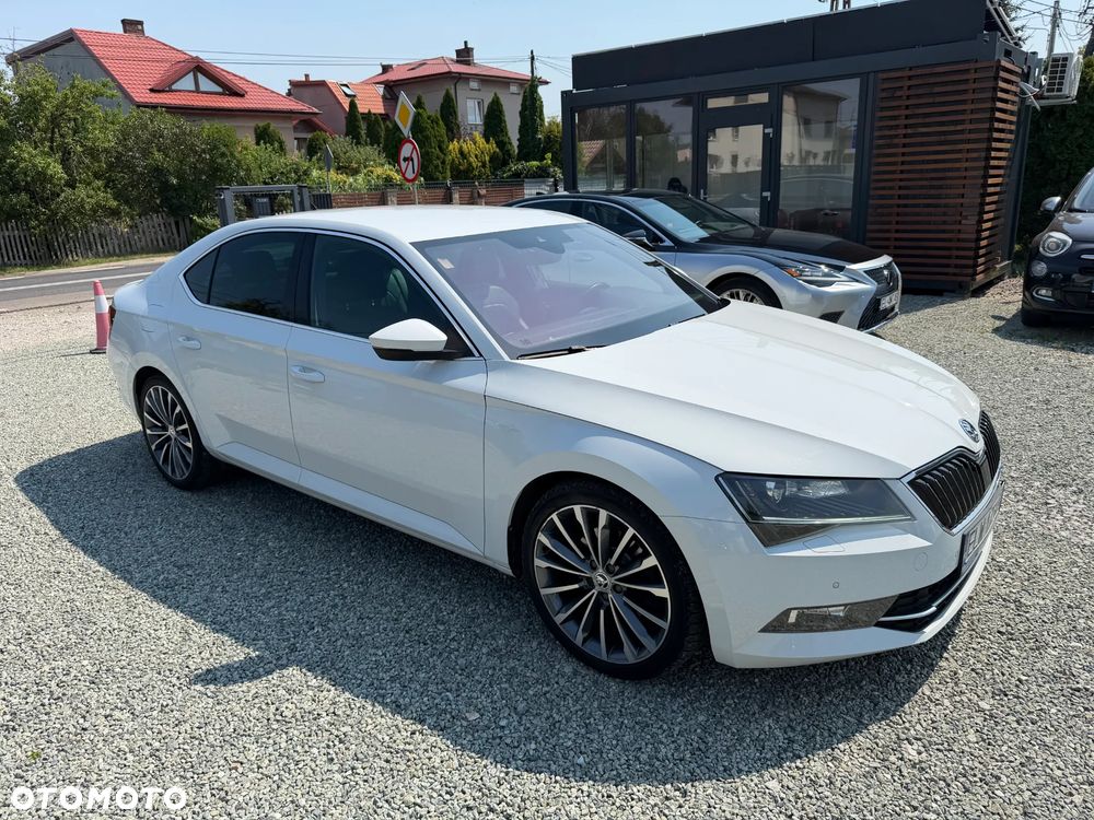 Skoda Superb 2.0 TDI DSG L&K - 19