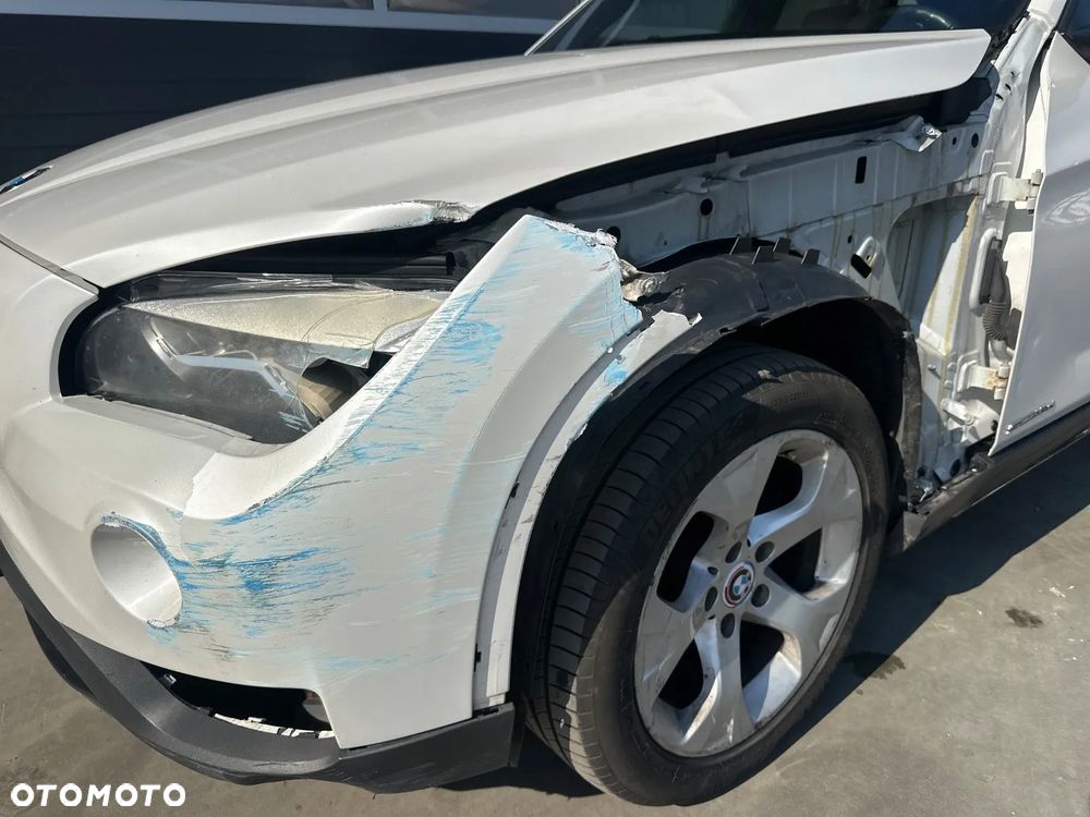 BMW X1 sDrive18d xLine - 14