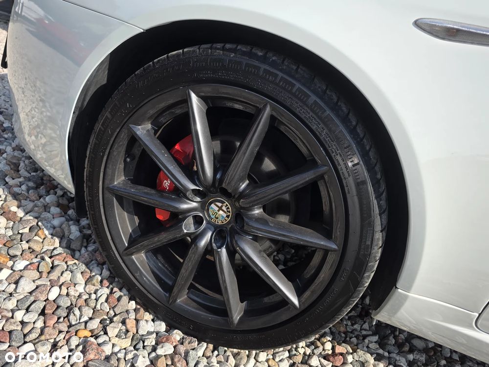 Alfa Romeo 159 - 15