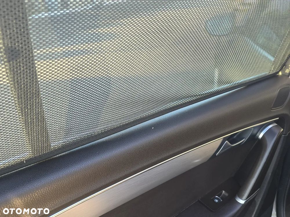 Volkswagen Passat 1.6 TDI BlueMotion Technology Highline - 16