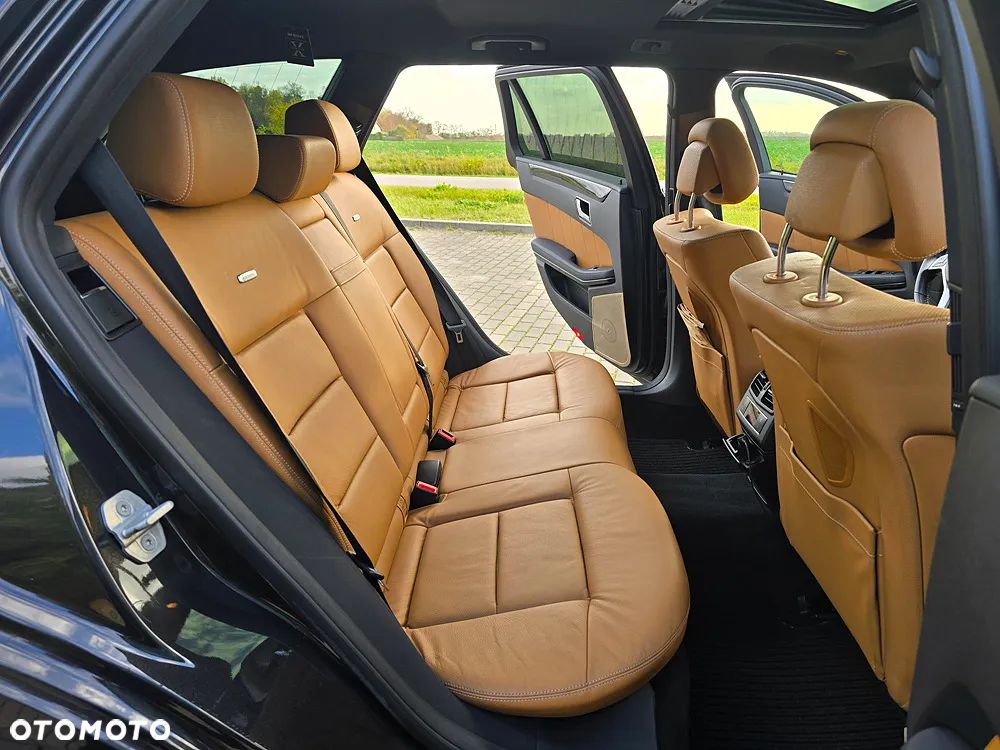 Mercedes-Benz Klasa E 350 CDI DPF BlueEFFICIENCY 7G-TRONIC Avantgarde - 25