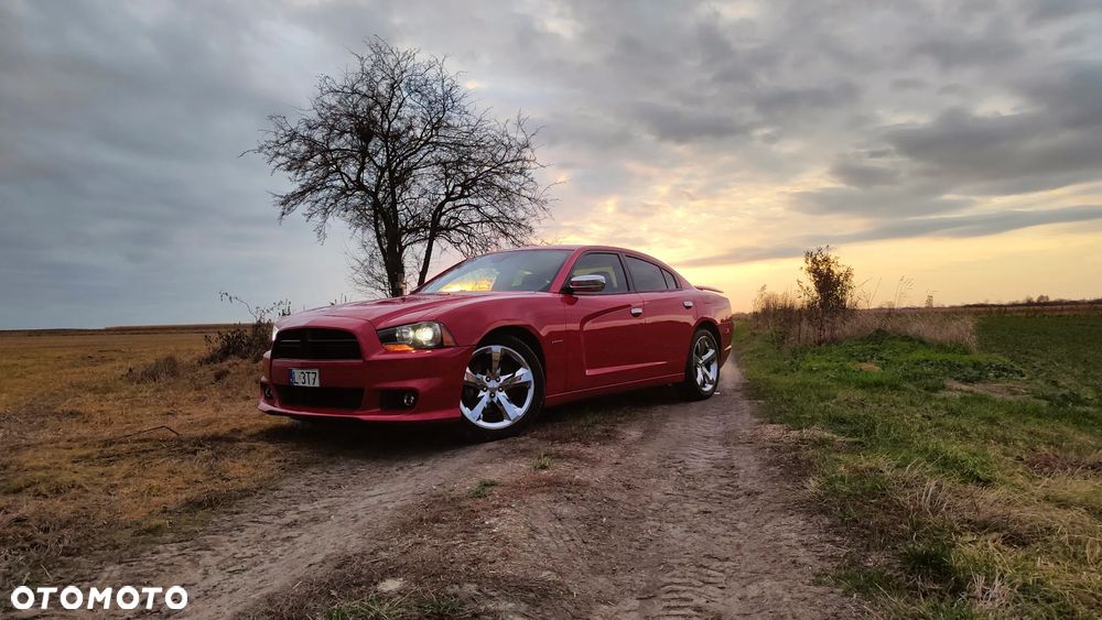 Dodge Charger - 7