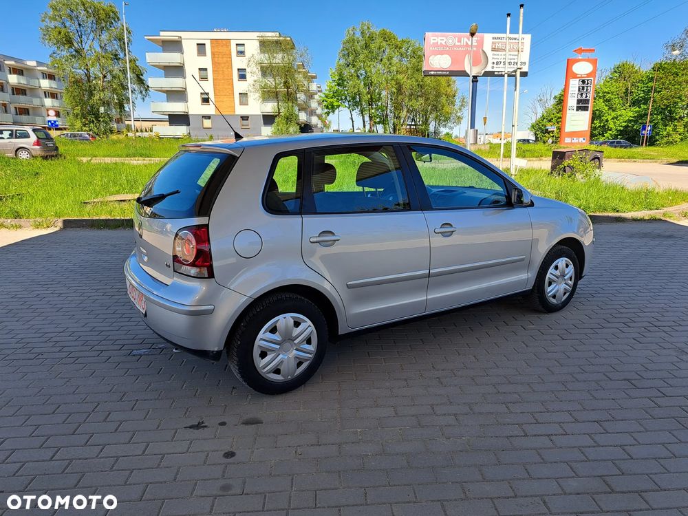 Volkswagen Polo - 7