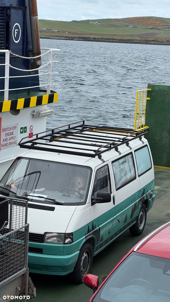 Volkswagen Transporter - 2