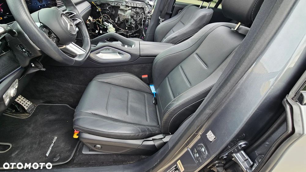 Mercedes-Benz GLE - 32
