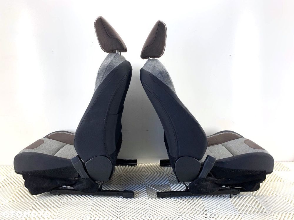 FOTELE KANAPA KOMPLET  TOYOTA COROLLA Kombi (_E21_) 2019 - 2.0 Hybrid (MZEH12) 112 kW [152 KM] - 11