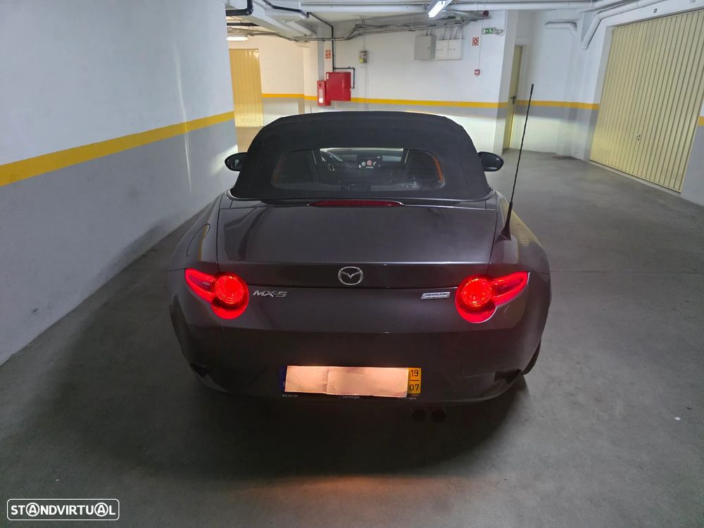 Mazda MX-5 - 8