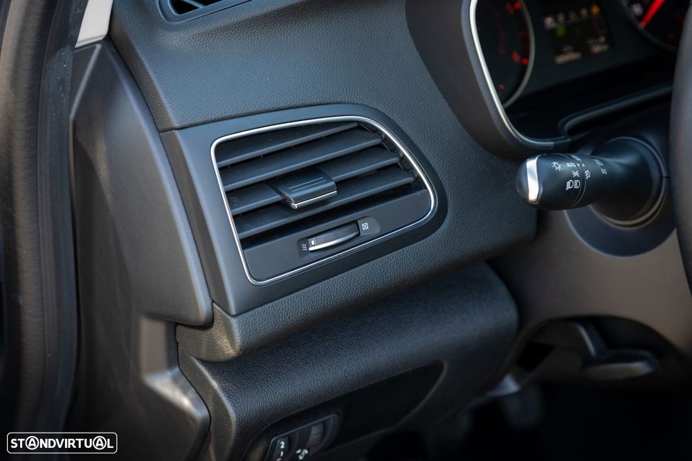 Renault Mégane 1.5 Blue dCi Intens - 47