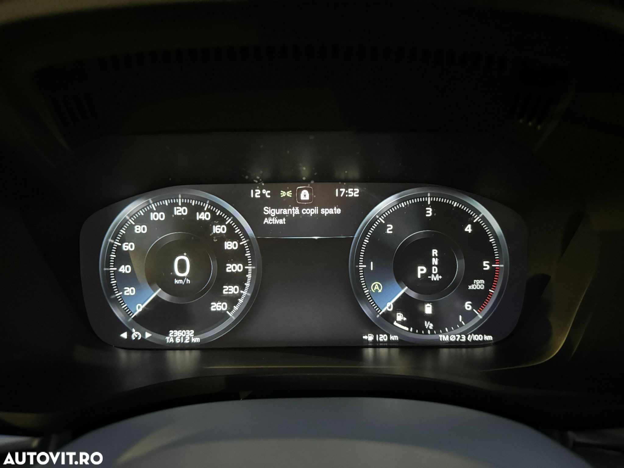 Volvo XC 60 B4 D Geartronic Momentum Pro - 2
