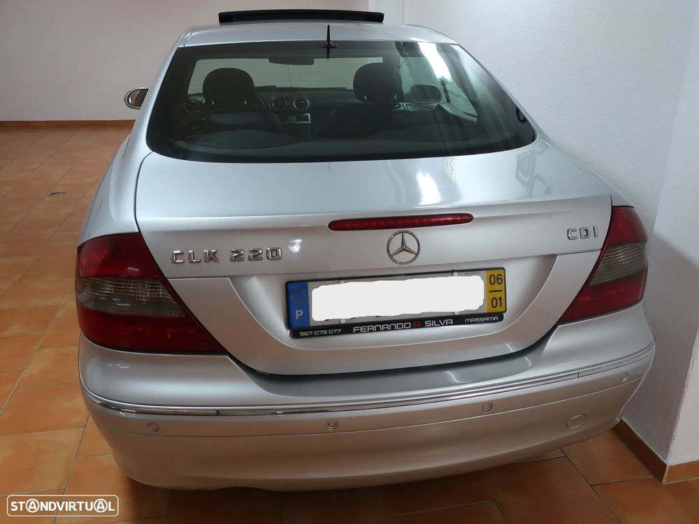 Mercedes-Benz CLK 220 CDi Avantgarde - 10