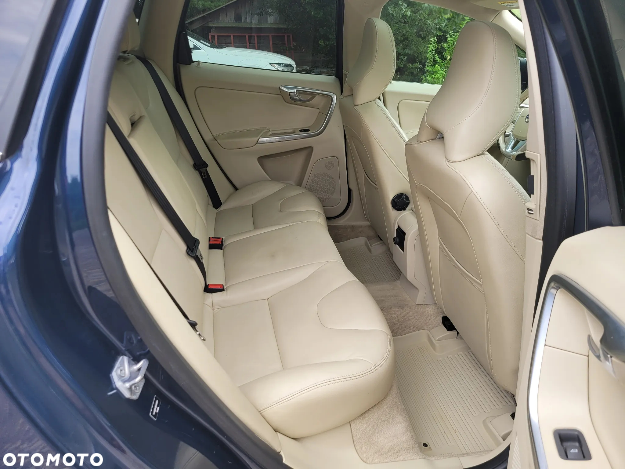 Volvo XC 60 T6 AWD Summum - 11