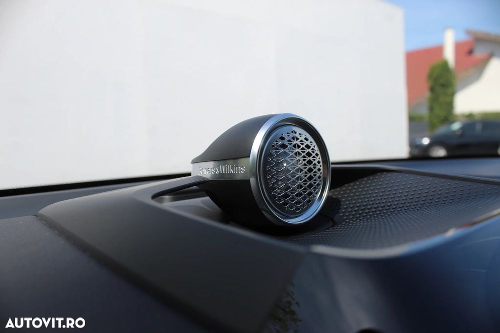 Volvo EX90 - 17