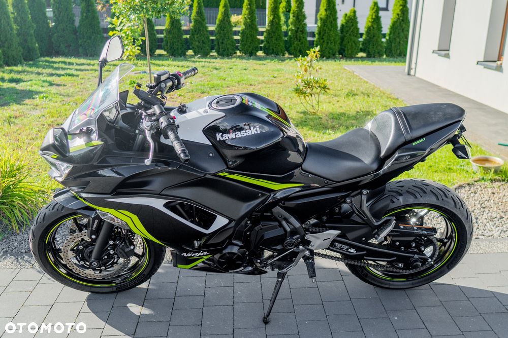 Kawasaki Ninja - 7