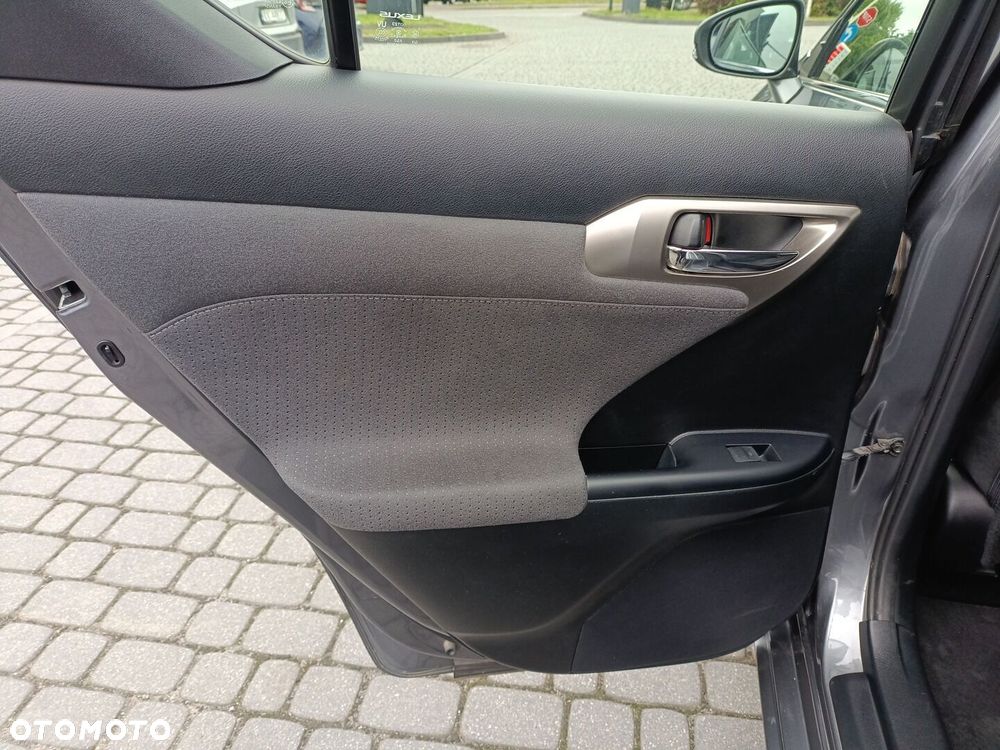 Lexus CT 200h Elegance EU6 - 20