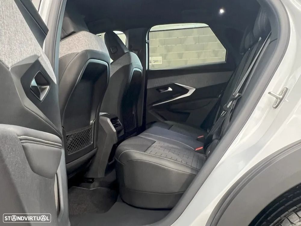 Peugeot 3008 1.2 Hybrid GT e-DCS6 - 17